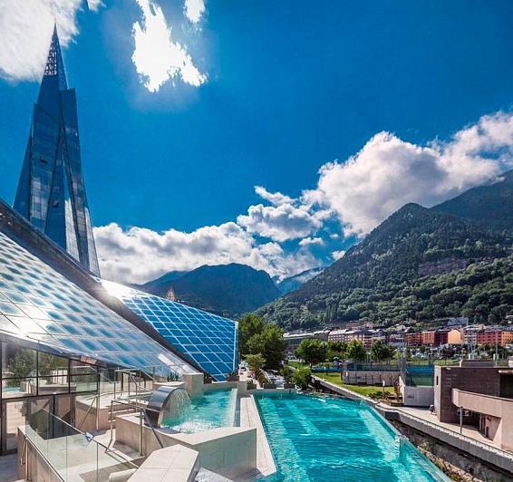 Escapada Wellness con Entrada a Caldea